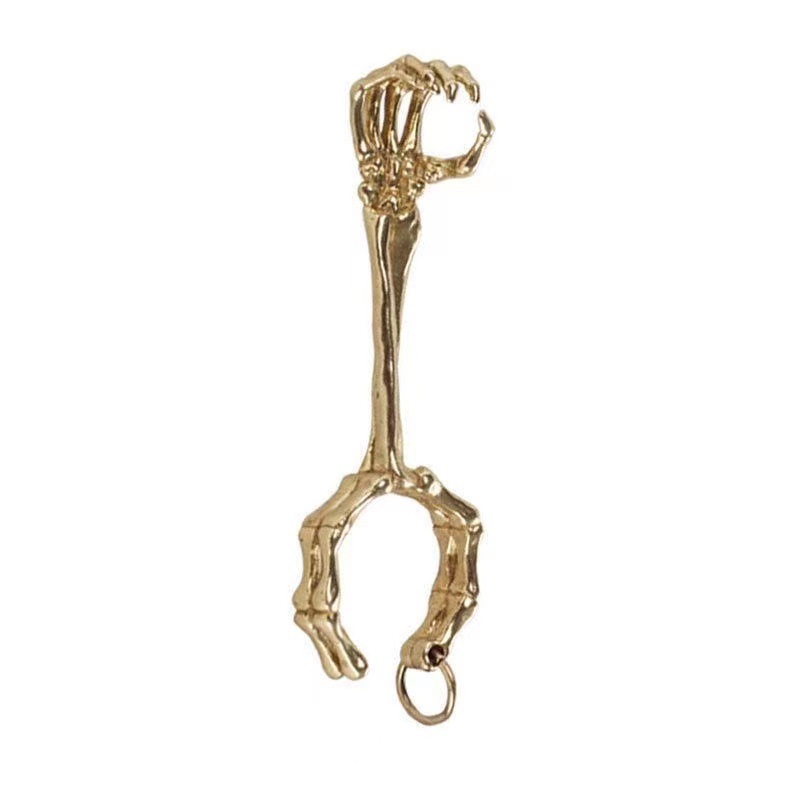 Smokeking Skull Hand Cigarette Ring, Finger Clip Cigarette Holder Fashionable And Versatile Ring Holder for Trendy People, Creative Gifts, Simple Ring (Gold)